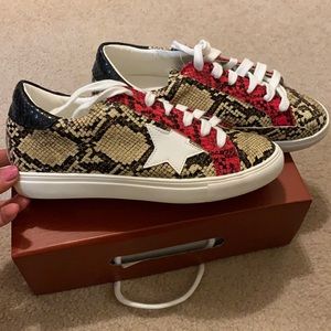snake skin low rise sneakers